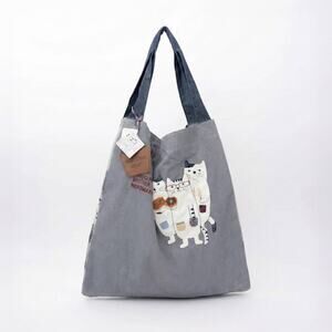 Kusuguru Japan Three Cats Embroidered Large Tote Bag - Gray